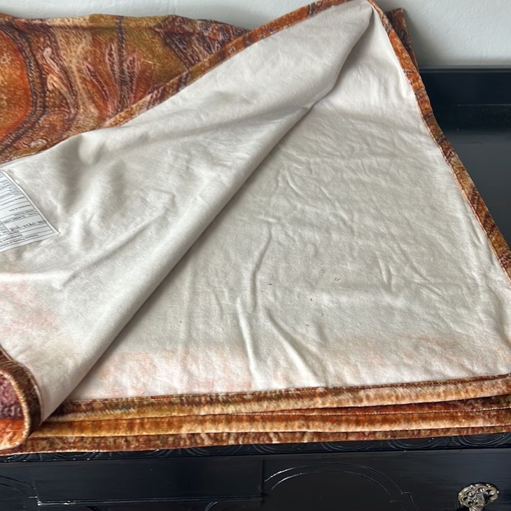 Pottery Barn Digital Print Table Runner - Picture 4 of 6